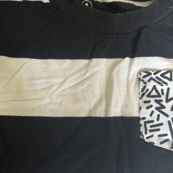 Boys 3T shirts - Picture 3 of 3